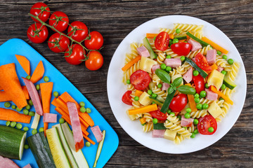 Wall Mural - italian pasta with vegetables on plate