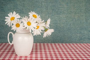 Wall Mural -   Composition with bouquet of daisy