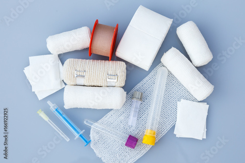 Cuadros en Lienzo Medical bandages with sticking plaster and syringes for medical,healthcare or ph