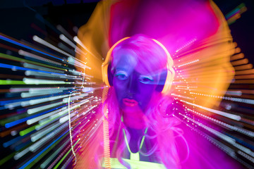 Canvas Print - glow uv neon sexy disco female cyber doll