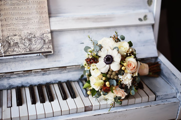 Bridal bouquet on the piano