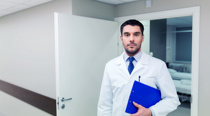 Wall Mural - doctor with clipboard at hospital