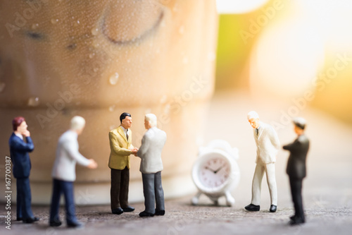 mini people figures