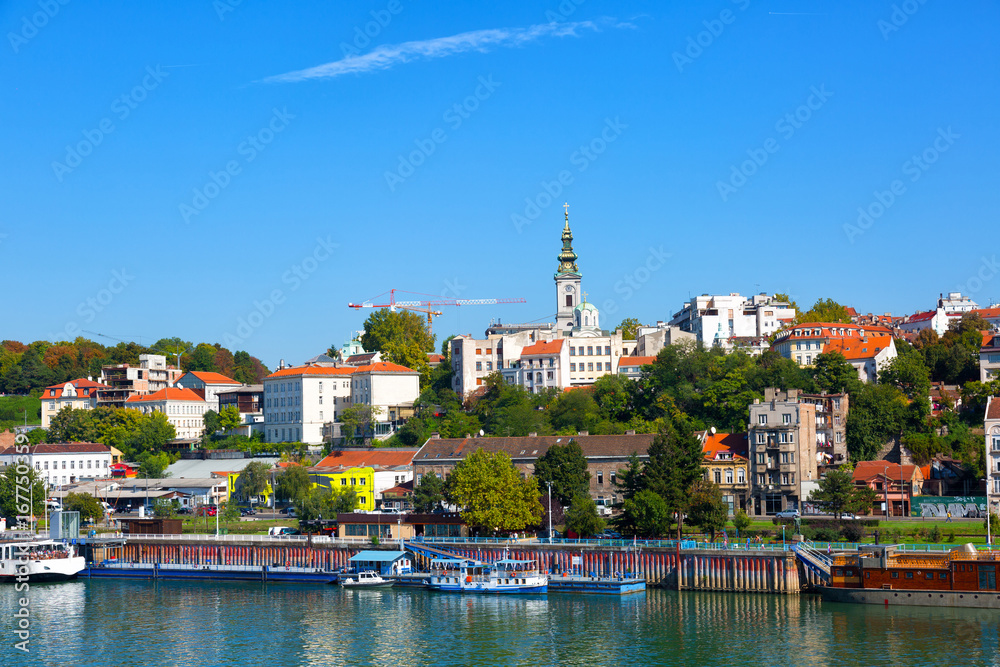Obraz na płótnie Belgrade from river Sava with riverboats on a sunny day, Serbia w salonie