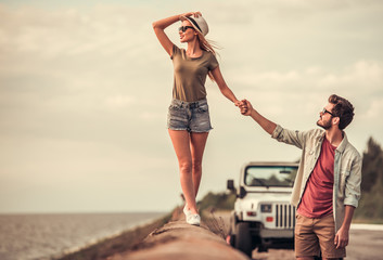 Sticker - Couple travelling by car