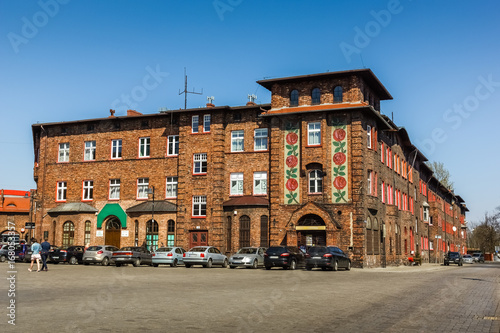 Dekoracja na wymiar  stary-budynek-w-zabytkowej-dzielnicy-nikiszowiec-w-katowicach-slask-polska