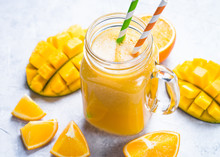 Mango Orange Juice Smoothie