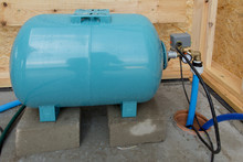 Hydrophore Or Water Tank Equalizing The Pressure
