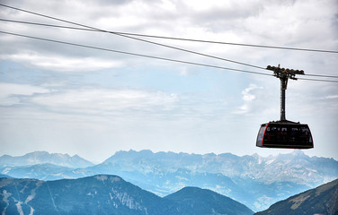 Canvas Print - The Aiguille du Midi cable car