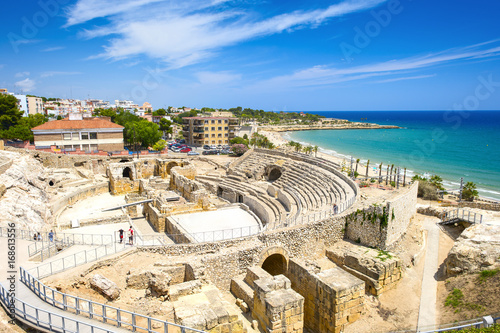 Fotografía Historic site of an ancient Roman amphitheater in Tarragona, Spain
