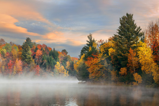 lake autumn foliage