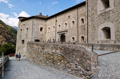 Cuadros en Lienzo Fort Bard, Valle d'Aosta, Italy - August 18, 2017: Historic military construction defence Fort Bard
