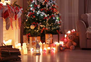 Poster - Decorated living room with beautiful Christmas tree