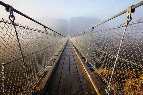 Obrazy most we mgle  most-we-mgle-nad-przelecza