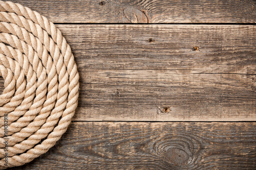 Fotografía Nautical background with rope