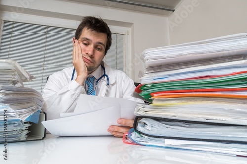 Fotomural Bureaucracy in medicine concept
