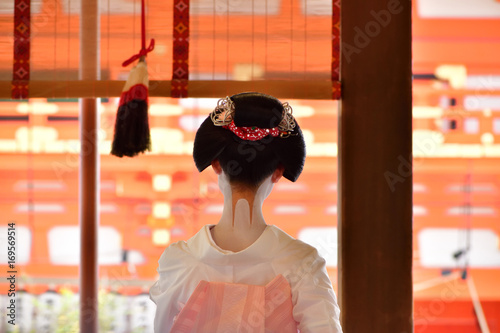 Fotografía Maiko girl in summer Kimono dress, Kyoto Japan.
舞子 夏の装い 京都