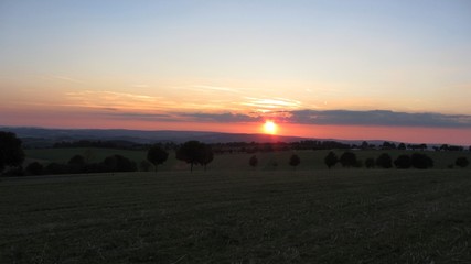 Wall Mural - sonnenuntergang in großrückerswalde