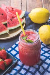 Wall Mural - Watermelon juice blends healthy juice helps to lose weight. And refreshing the body, water, watermelon and strawberry blended together and lemon flavor.