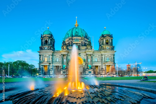 Zdjęcie XXL Noc przy Berlińską katedrą lub berlińczyków Dom w Berlińskim mieście, Niemcy.