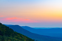 A Near-sunset View Of Valleys And Hills Near Cheaha Mountain State Park In Alabama, USA.