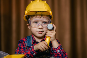 Wall Mural - boy in hard hat