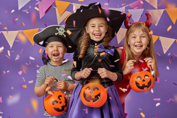 Poster - kids at halloween