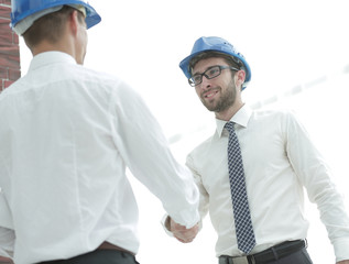 handshake architect and civil engineer