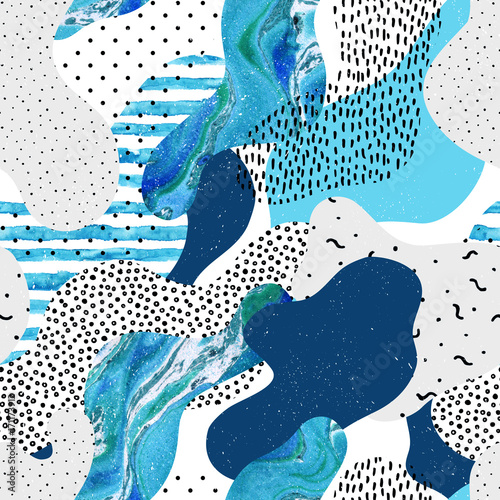 Naklejka ścienna Abstract curve shape background with doodle, minimalistic elements.