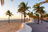 Fototapeta Koty - Sunrise at Fort Lauderdale Beach and promenade, Florida