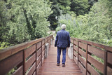 Fototapeta Miasto - Walking on the bridge