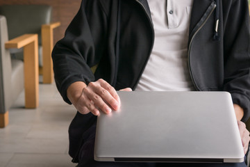 Open Labtop