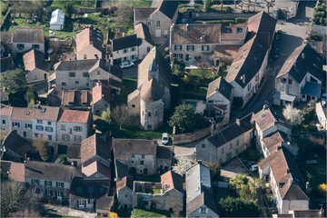 Vue aérienne du village d'Herbeville dans les Yvelines à l'ouest de Paris