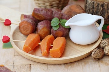 Wall Mural - Sweet potato boiled with sugar is delicious