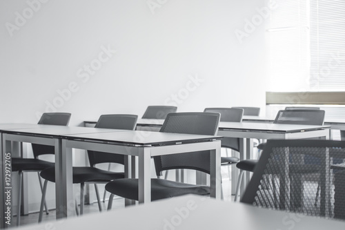 Modern High School Classroom Kaufen Sie Dieses Foto Und