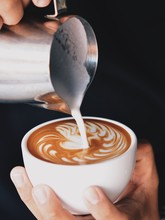 How to make a coffee latte art.