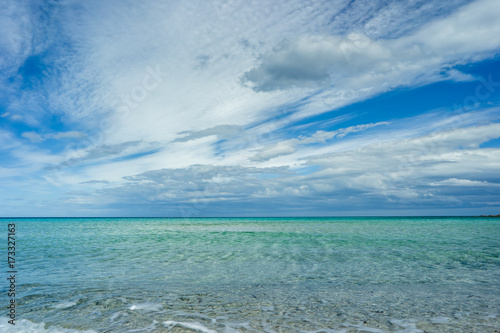 Nuvole Mare Spiaggia Isuledda San Teodoro Sardegna Italia