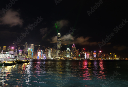 Plakat Hong Kong nocą, widok Kowloon.