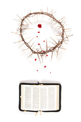 Wall Mural - Crown of thorns isolated