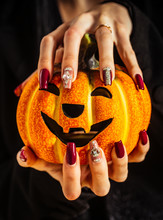 Halloween Jack O Lantern And Manicure With Gems And Sequins