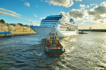 boat pulling ship