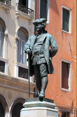 Canvas Print - Carlo Goldoni statue in Venice, Italy