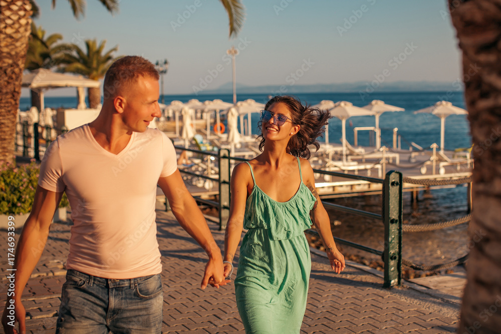 Foto de Stock Sex couple. Passionate couple kissing, boy and girl