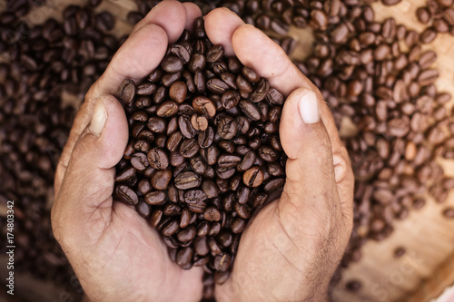 Fotomural roasted coffee beans, can be used as a background.