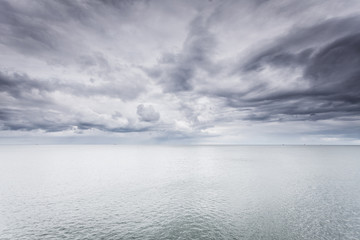 idyllic shot of horizontal sea water and sky