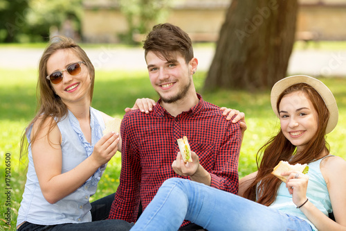 POISON IVY PORN VIDEOS Flashing In The Park