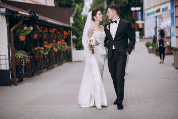 Canvas Print - bride and groom