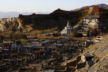 ruins of an ancient city in Tibet