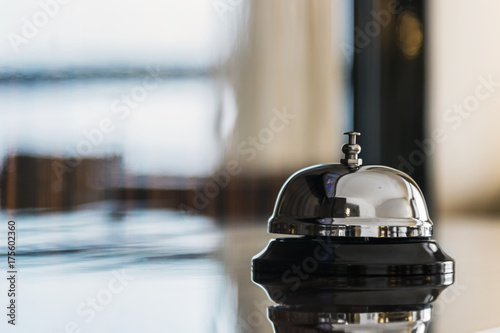Zdjęcie XXL dzwonek na recepcji w hotelu lub restauracji