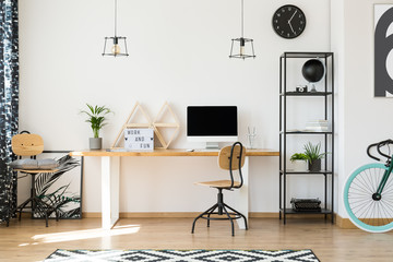 Canvas Print - Geometric decor in work area